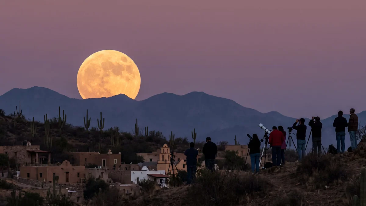 Luna de Ciervo 2026: cuándo y a qué hora podrá verse la Luna llena de julio en México