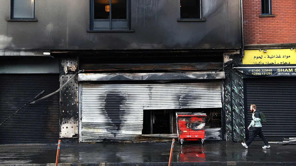 La esquina que incendia Belfast: "No es un sitio por el que debas andar de noche"