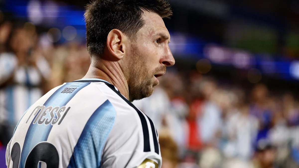 La teoría de un ex futbolista sobre cómo frenar a Messi en la previa de Argentina-Inglaterra: “Pasa mucho tiempo caminando”