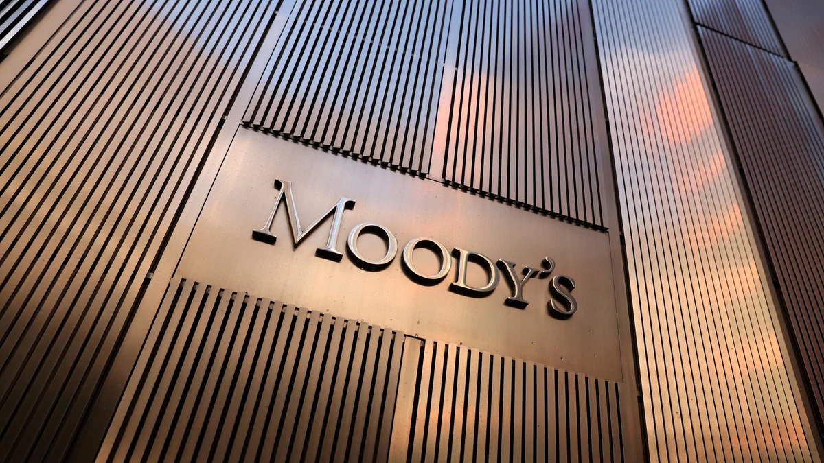 Tras mejorar la calificación de Argentina, Moody’s alertó por el riesgo del regreso de un “gobierno intervencionista” en 2027