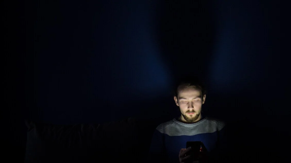 I social media non aiutano a sentirsi meno soli