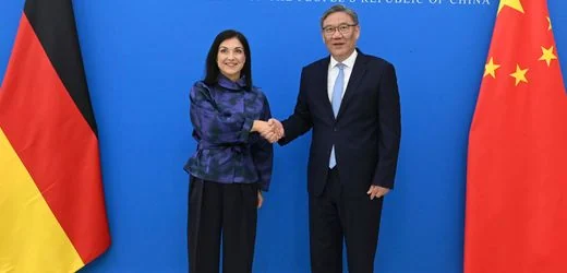 Katherina Reiche in China: Vorsichtige Töne trotz drohendem Handelskonflikt