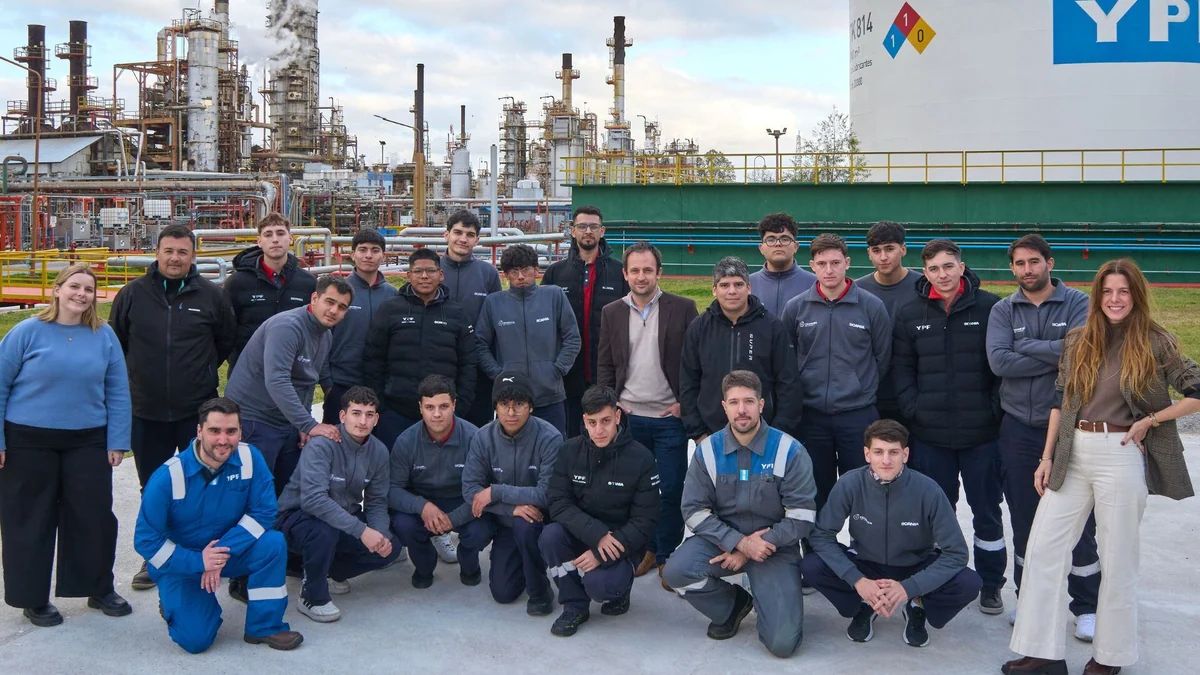 La refinería más grande del país abrió sus puertas a estudiantes de escuelas técnicas