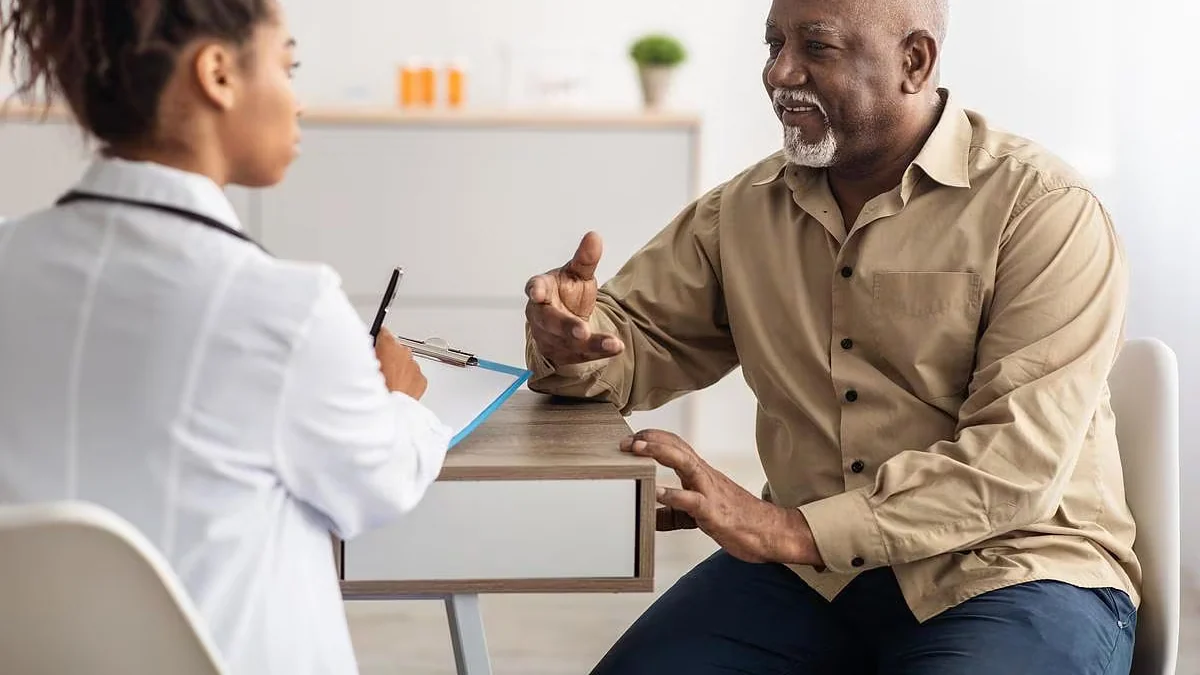 Miles de beneficiarios de Medicare pensaban que su plan de medicamentos era gratuito y lo perdieron.