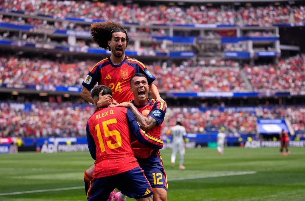 Señoras y señores, España ya está aquí: pasa por encima de Austria con su fútbol de siempre y ya está en octavos