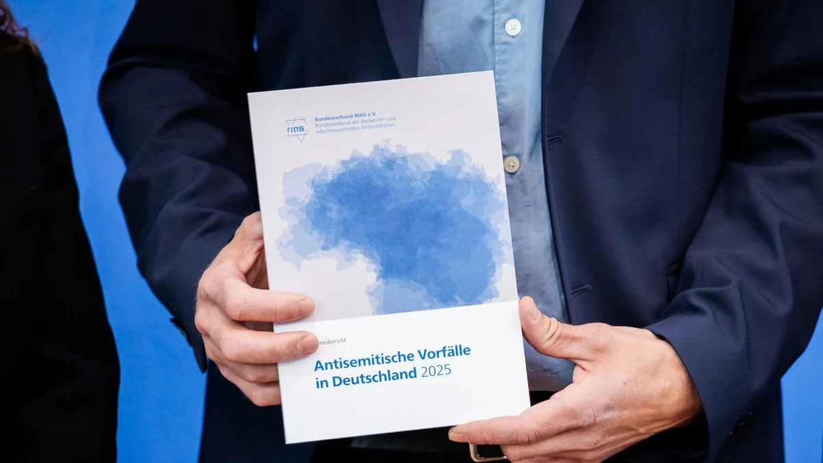 Zahl antisemitischer Vorfälle verharrt auf hohem Niveau