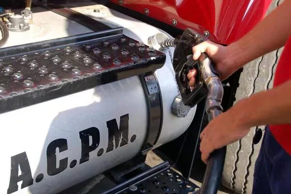 Gobierno de Abelardo de La Espriella anunció golpe para los colombianos en el precio de los combustibles: “Llegó el momento del guayabo”