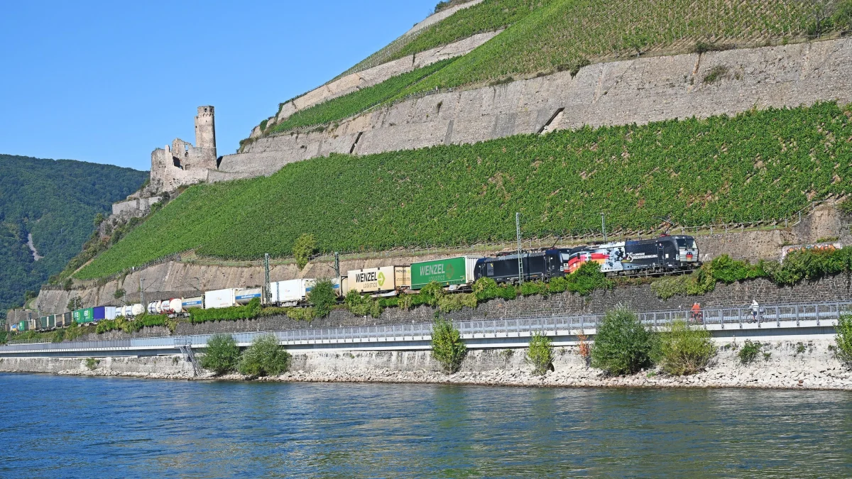 Bahn saniert strecke: Jetzt wird es still im Rheintal