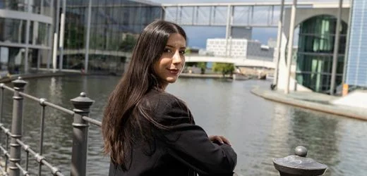 Meltem Seker: Wie eine Influencerin mit Videos über Friedrich Merz polarisiert