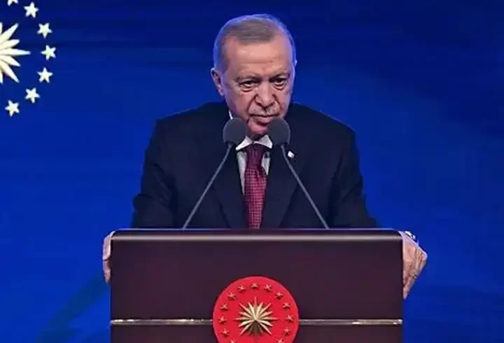 SON DAKİKA... Cumhurbaşkanı Erdoğan'dan CHP'ye: Kahraman ilan ettikleri hain oldu