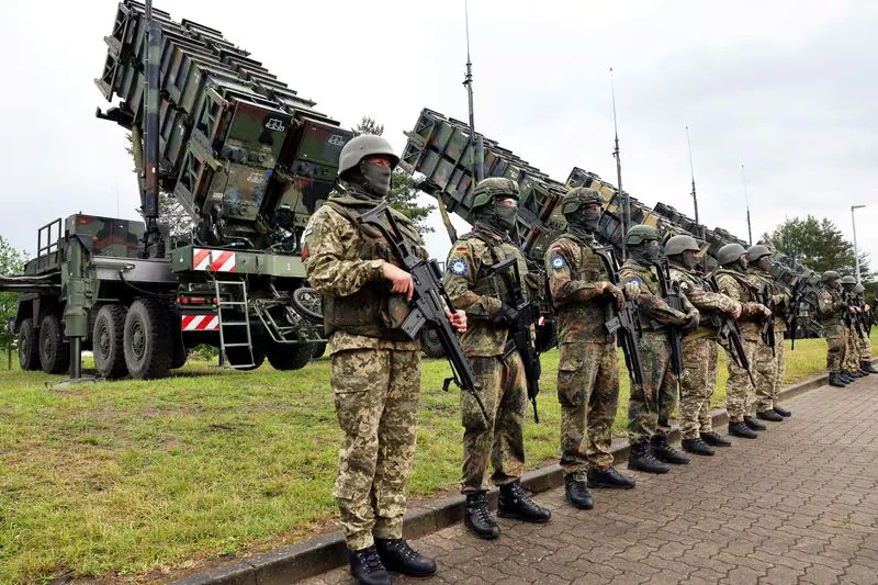 Estados Unidos garantiza que seguirá vendiendo armas a sus aliados de la OTAN para abastecer a Ucrania