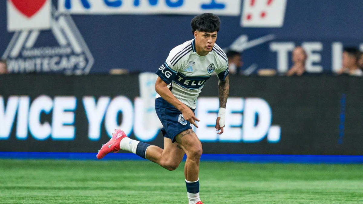 Kenji Cabrera se fracturó el quinto metatarsiano y estará fuera de Vancouver Whitecaps por tiempo indefinido