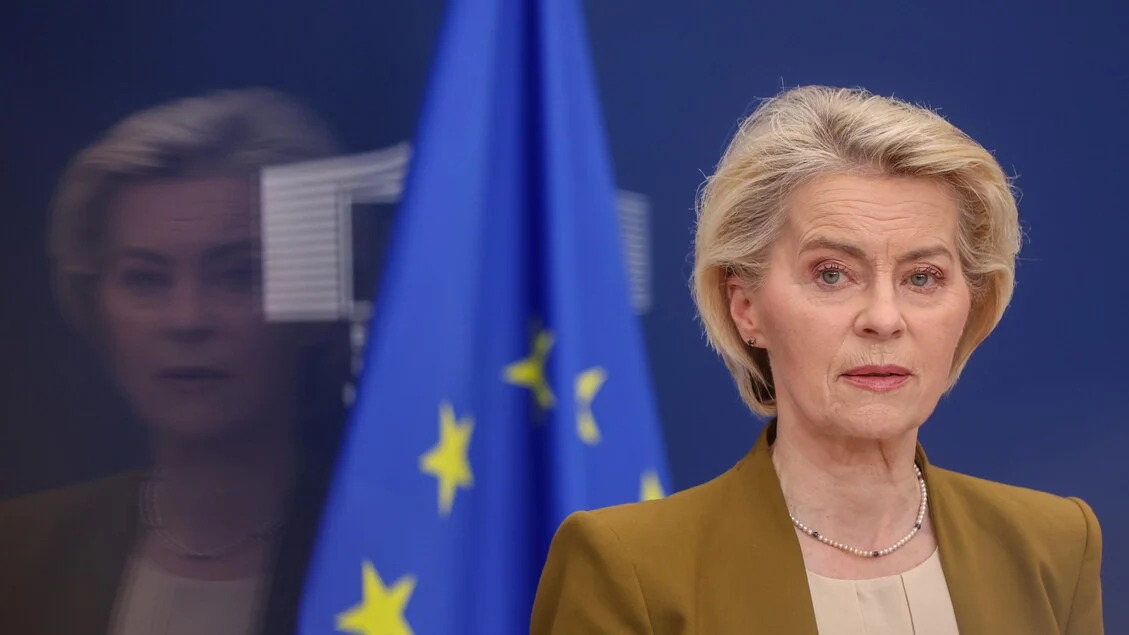 Von der Leyen presenta nuove sanzioni alla Russia: 'La nostra costanza sta pagando'
