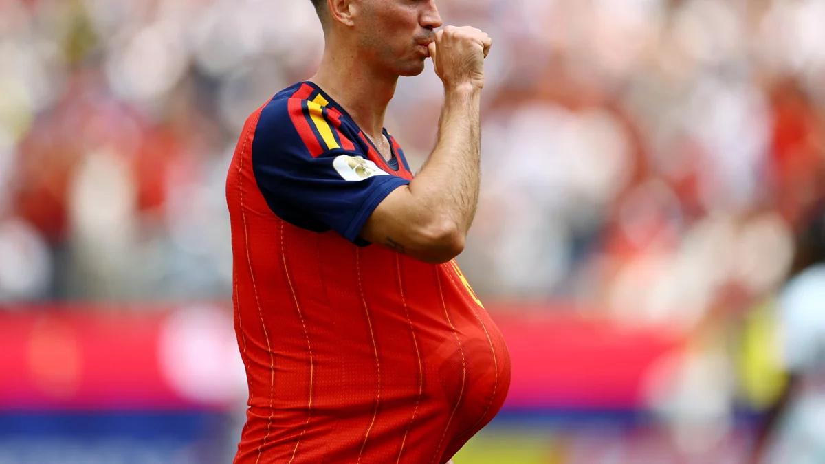 Luis de la Fuente repite el once de cuartos y confía en Fabián para estar en la final del Mundial: esta es la alineación de España