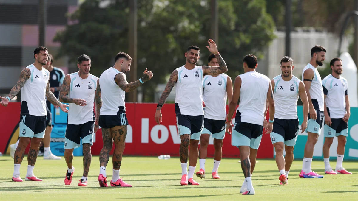 La última práctica de Argentina antes del duelo ante Cabo Verde: la única duda de Scaloni y un juego que tuvo “víctimas”