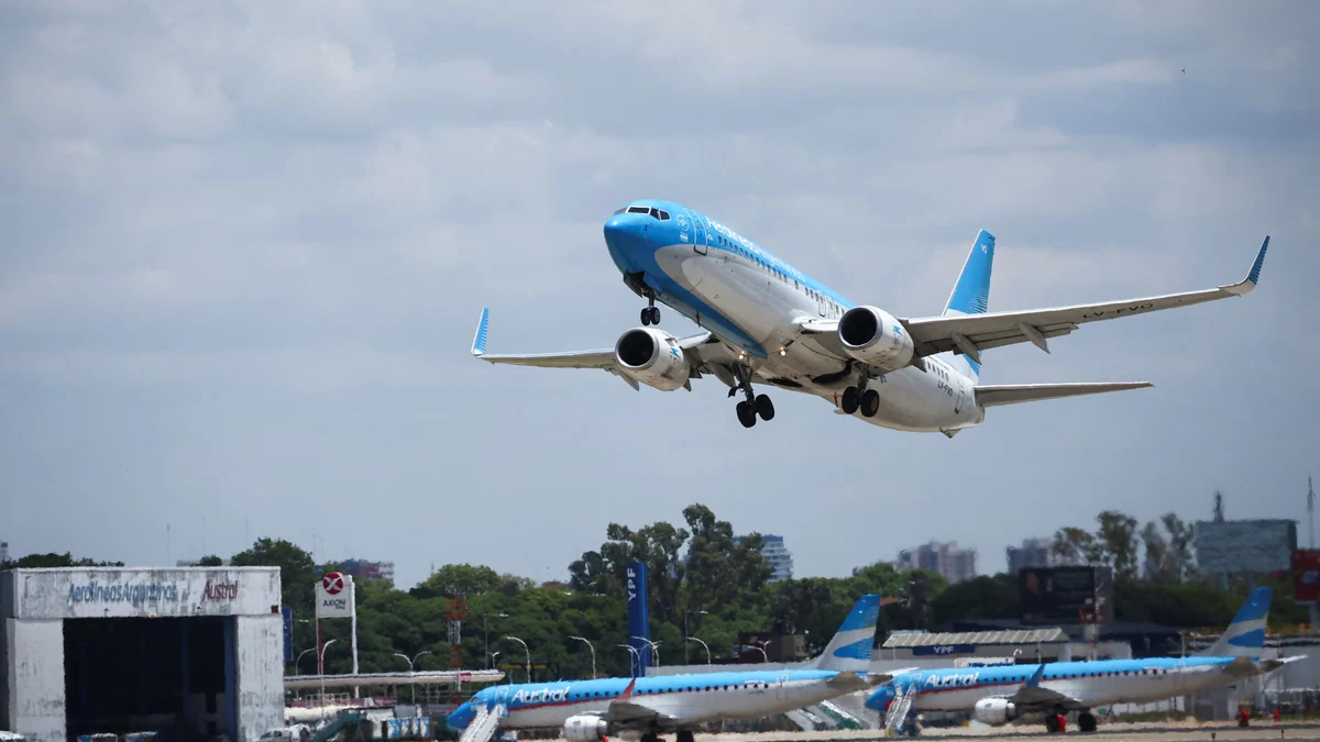 Aerolíneas Argentinas suma un vuelo especial a Nueva York para la Final del Mundial tras agotar los dos anteriores: cuánto cuesta