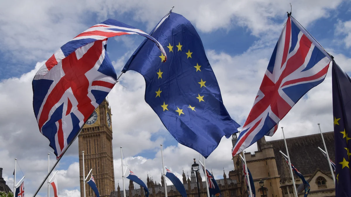 El Reino Unido y España, 10 años después del Brexit: menos estudiantes, más controles comerciales y un calvario de trámites