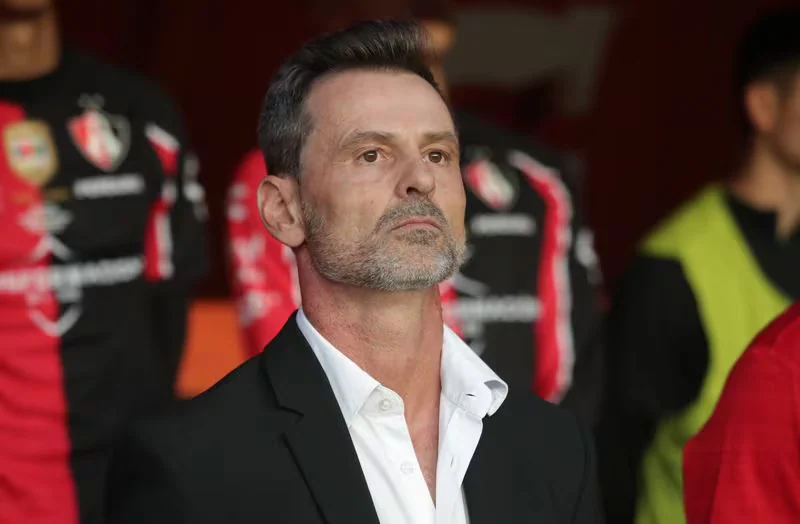 Diego Cocca revela que tenía contrato vigente ante su abrupta salida de Atlas