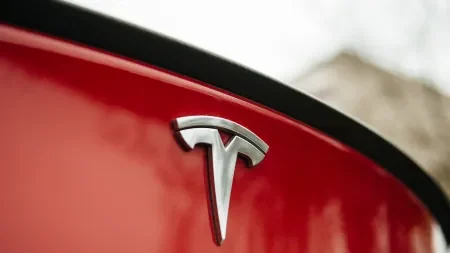 Tesla: FSD v14 Lite für Hardware 3 wird veröffentlicht