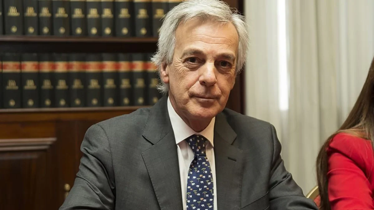 Rechazaron un nuevo intento del juez Martín Irurzun para seguir en el cargo después de la edad límite de 75 años