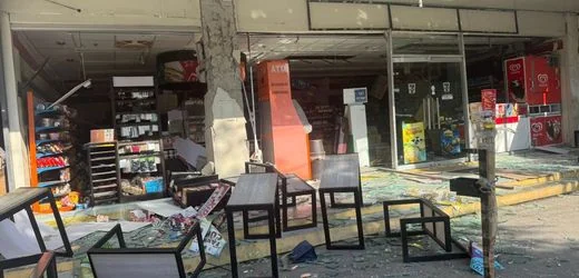 Philippinen: Tote und hohe Wellen nach Erdbeben