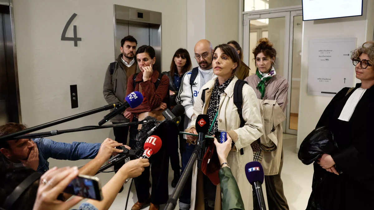 Au procès de « l’animateur préféré des enfants », l’émotion et la colère des parents