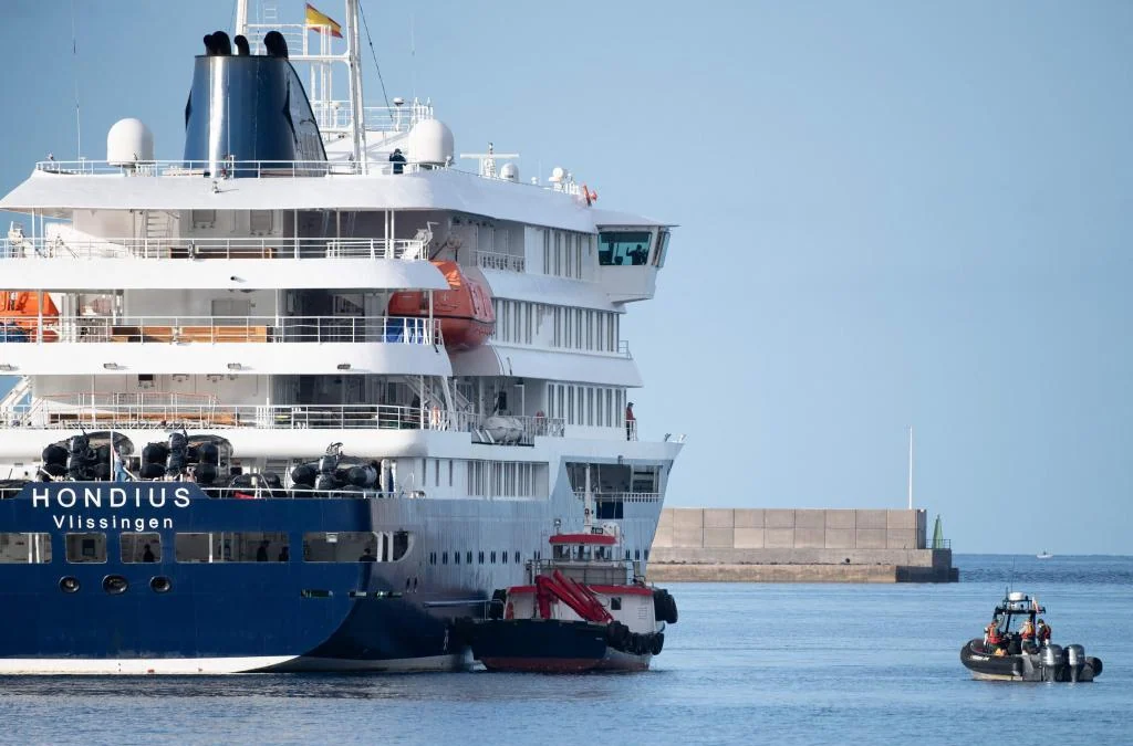 Autorizan al crucero Hondius a volver a navegar tras ser desinfectado de Hantavirus