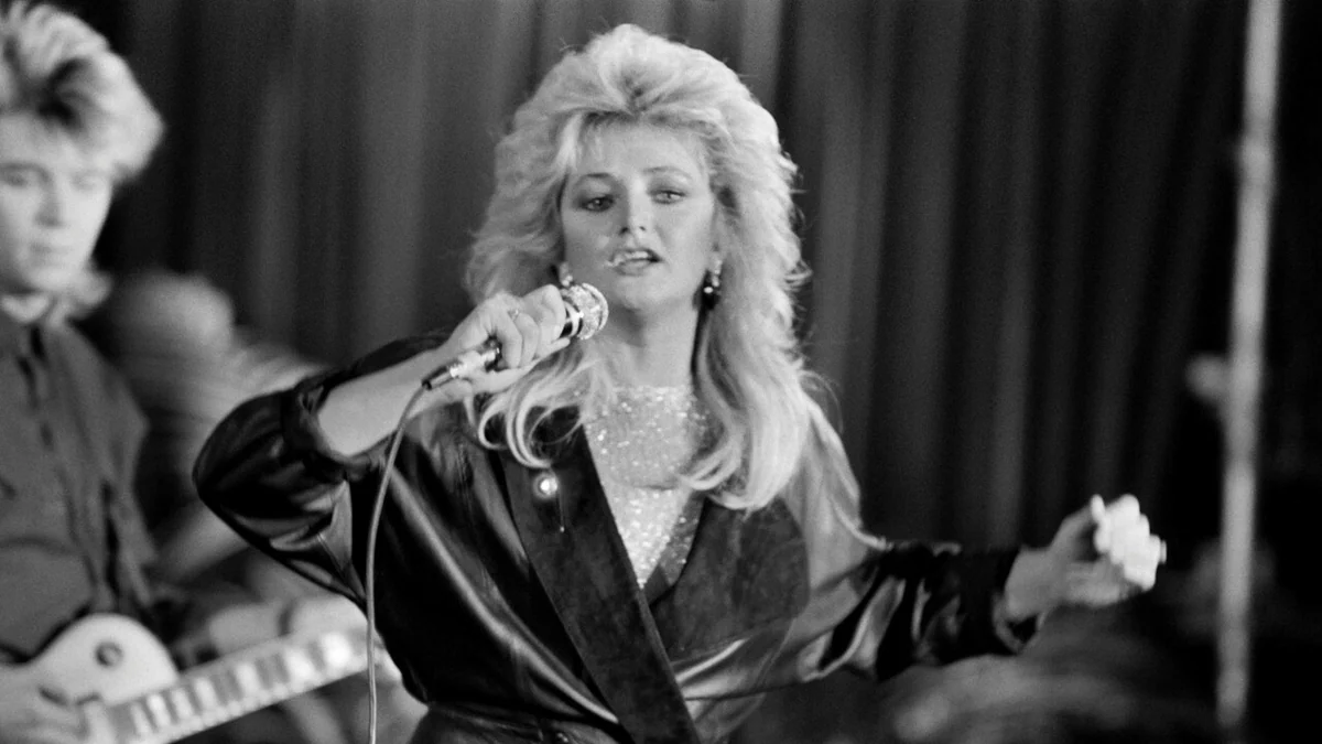 Lutto nella musica, è morta la cantante britannica Bonnie Tyler
