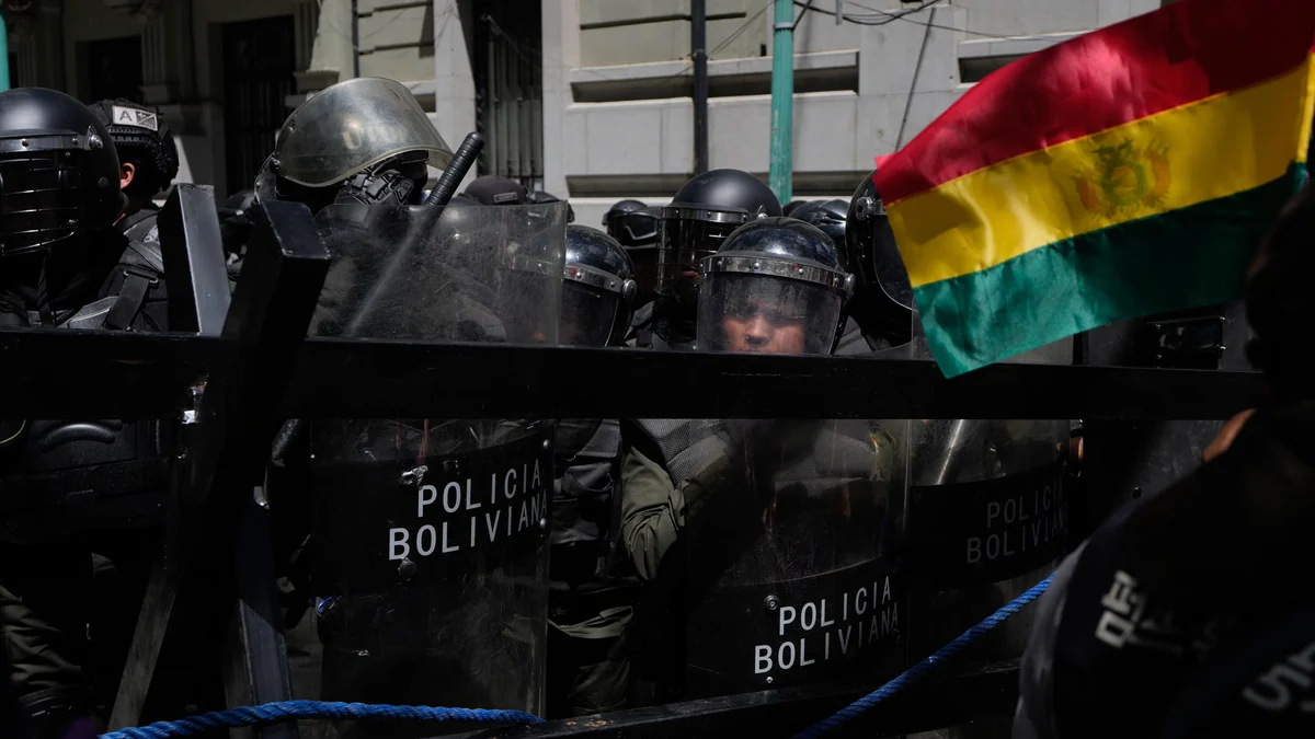 La Policía de Bolivia detuvo a un dirigente campesino que encabezó los violentos bloqueos de rutas