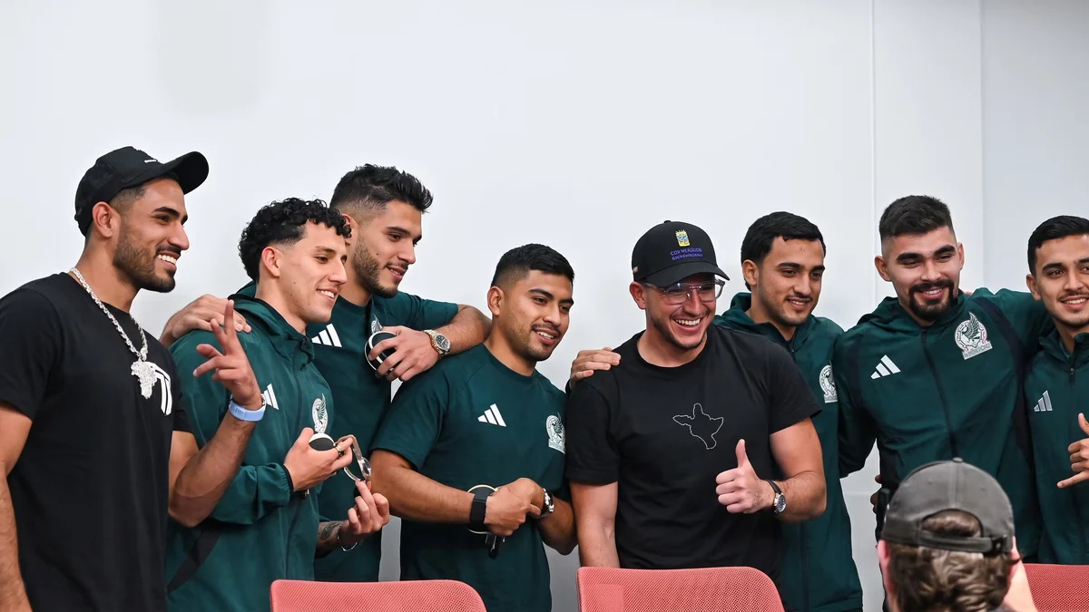 Jugadores de la Selección Mexicana devolverán relojes de lujo para evitar multas de FIFA