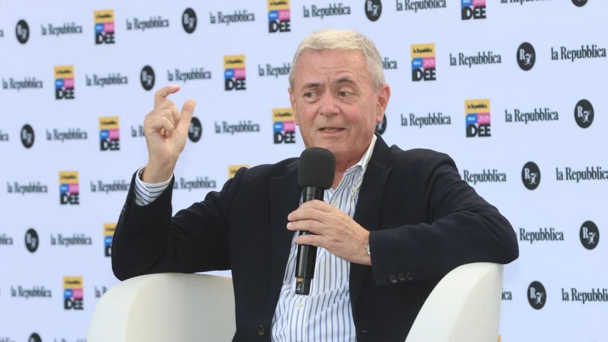 Ezio Mauro racconta i 50 anni di Repubblica. “Oggi la democrazia è sotto attacco”