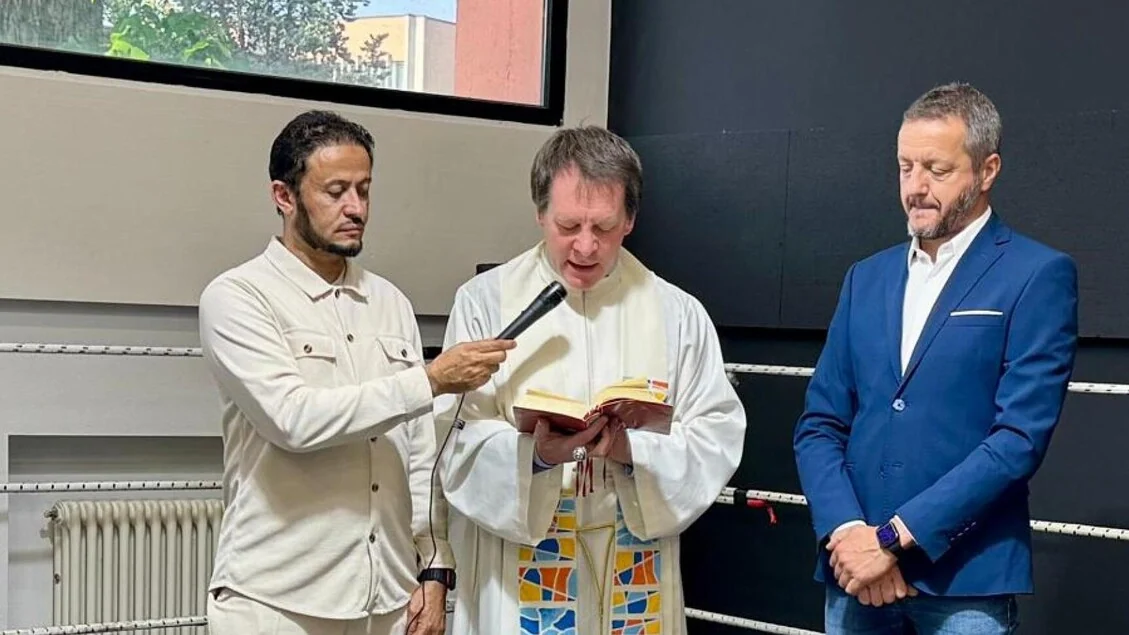 Parroco e imam sul ring per l'inaugurazione di Boxe Piacenza