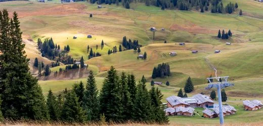 Südtirol: Pilot stirbt bei Gleitschirm-Unglück auf der Seiser Alm