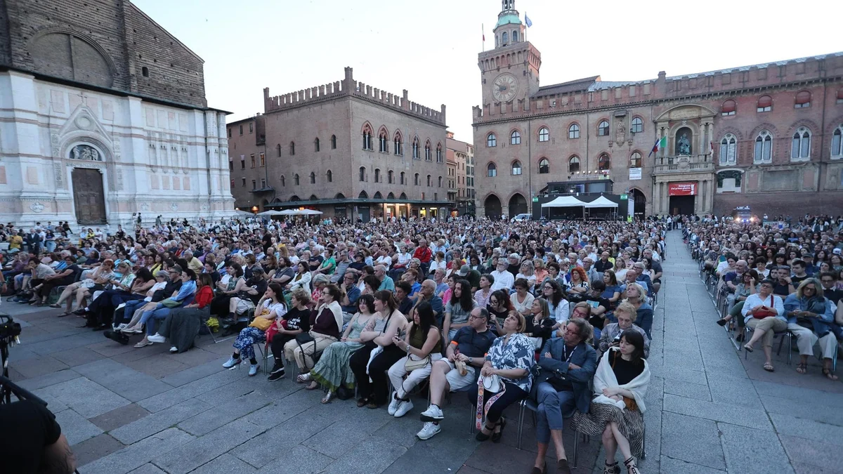 Repubblica delle idee 2026, la diretta: Bergonzoni apre la seconda giornata
