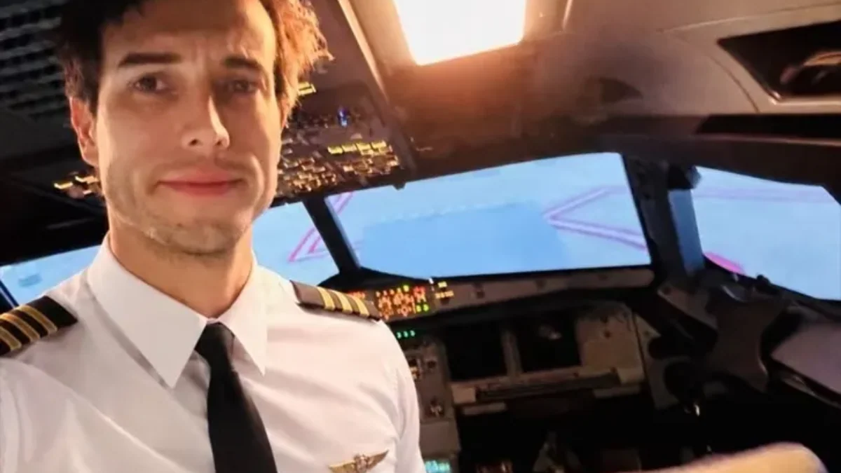 Un instructor salta al vacío en pleno vuelo en Argentina y deja el avión en manos de su alumna: "Vos sabés lo que tenés que hacer"