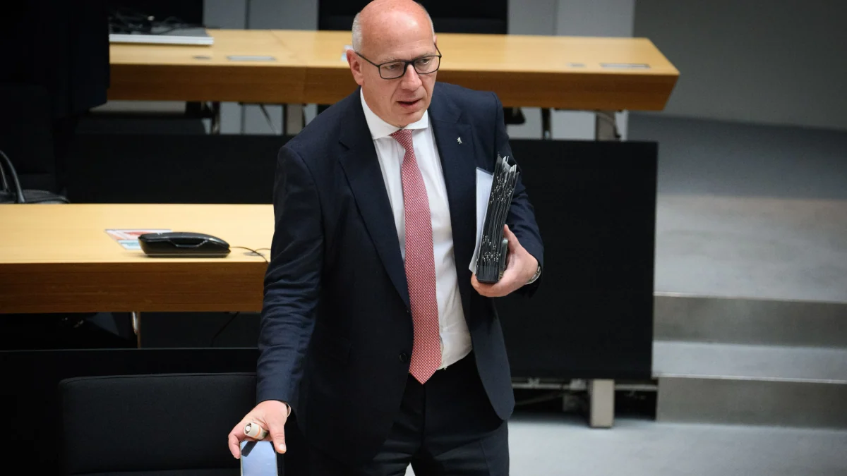 Regierender Bürgermeister: Krisensitzung: Berliner CDU berät über Wegners Zukunft