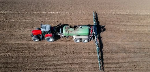 Grundwasser in Deutschland: Wie viel Gülle verträgt das Land?