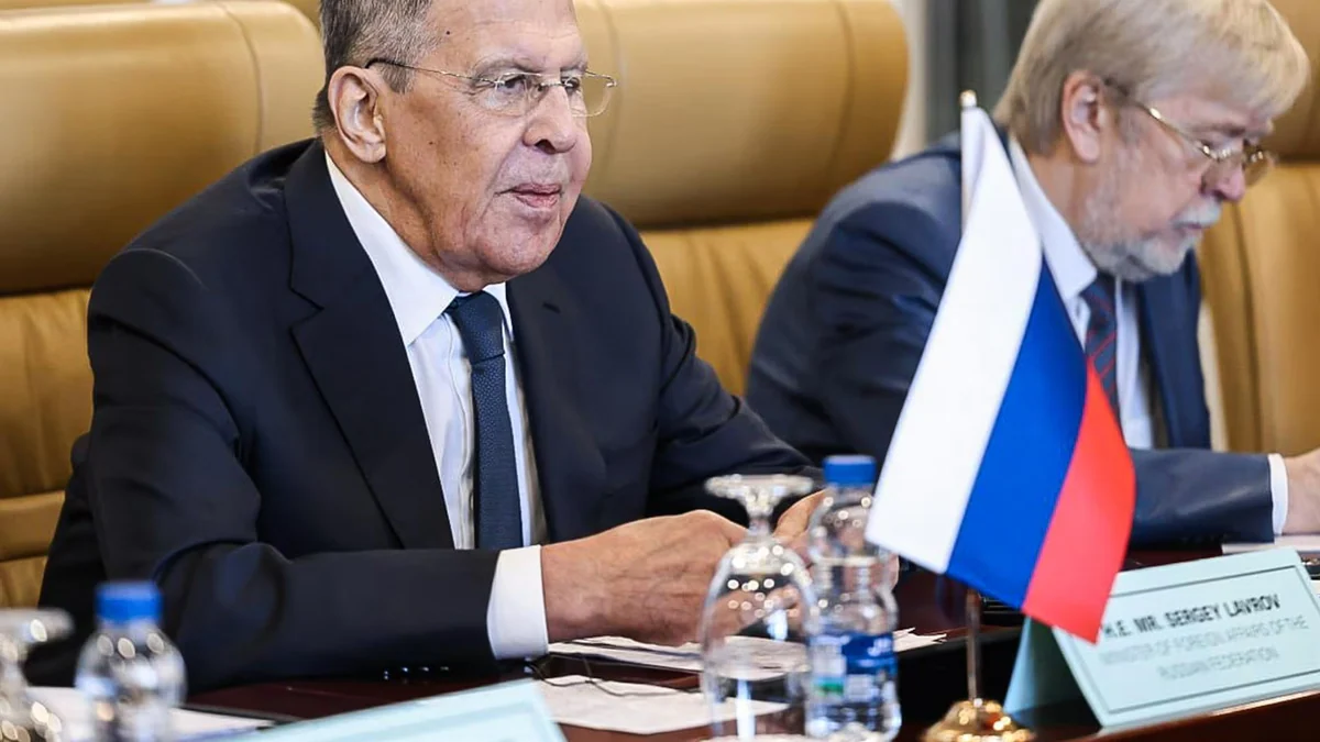 Lavrov acusa a Ucrania de abandonar a sus soldados en Konstantinovka: "No le interesan ni vivos ni muertos"
