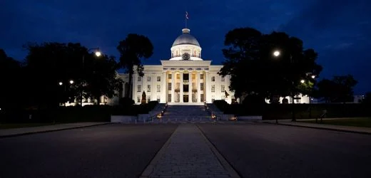 Oberstes US-Gericht: Alabama darf neue Wahlkreise zuschneiden, die schwarze Wähler benachteiligen