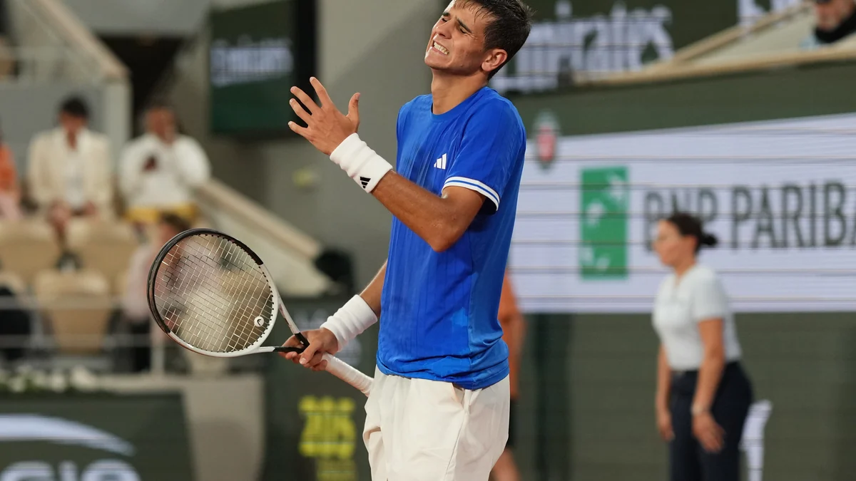 Zverev despierta a Jódar de su sueño en Roland Garros