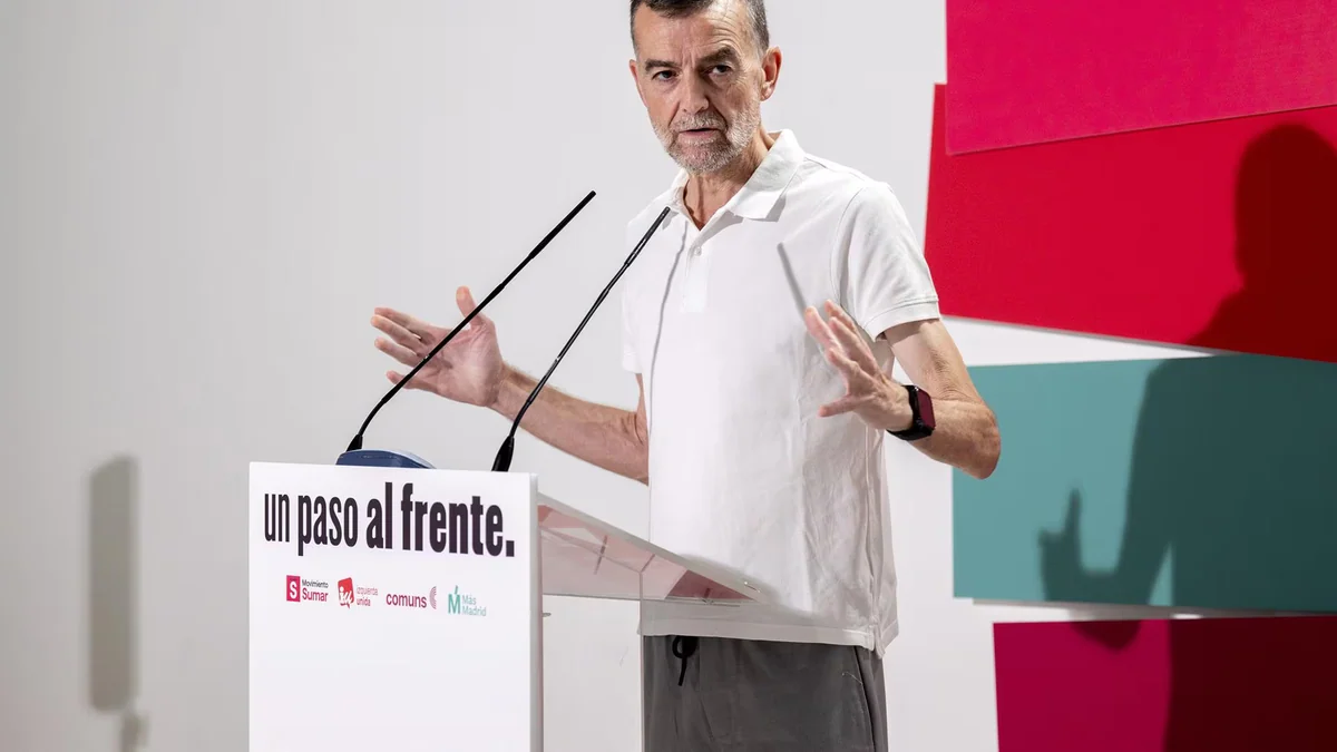 Maíllo pide a Sánchez estar lo "más lejos" de Trump en la cumbre de la OTAN y Podemos vuelve a pedir salir de la alianza