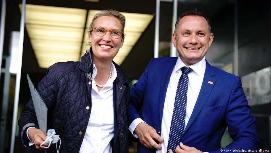 AfD Weidel ve Chrupalla ile devam ediyor