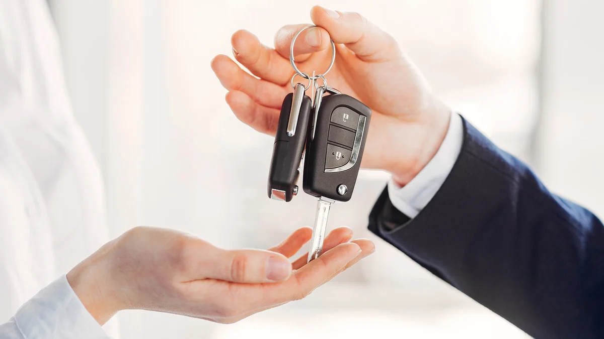 En medio de la guerra de precios para vender más autos surgió una polémica con los planes de ahorro