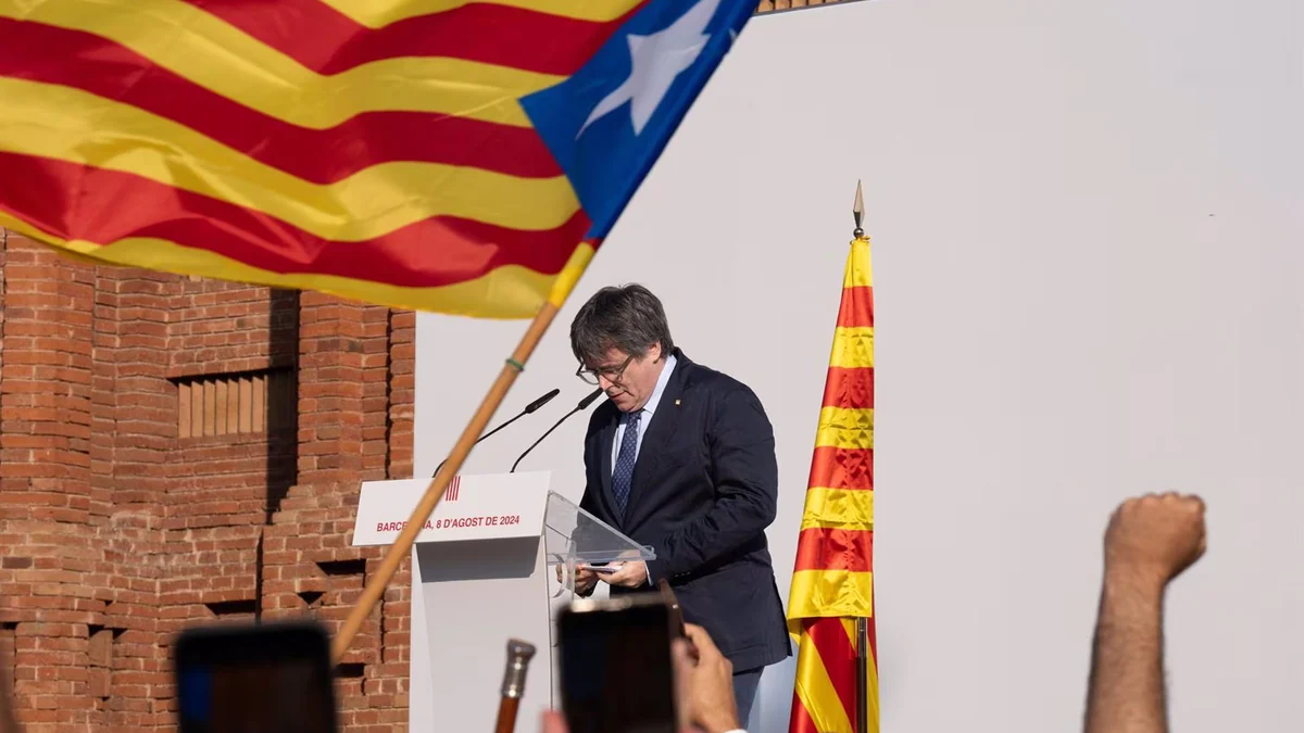 La Audiencia de Barcelona reabre el caso contra los tres mossos que ayudaron a huir a Puigdemont