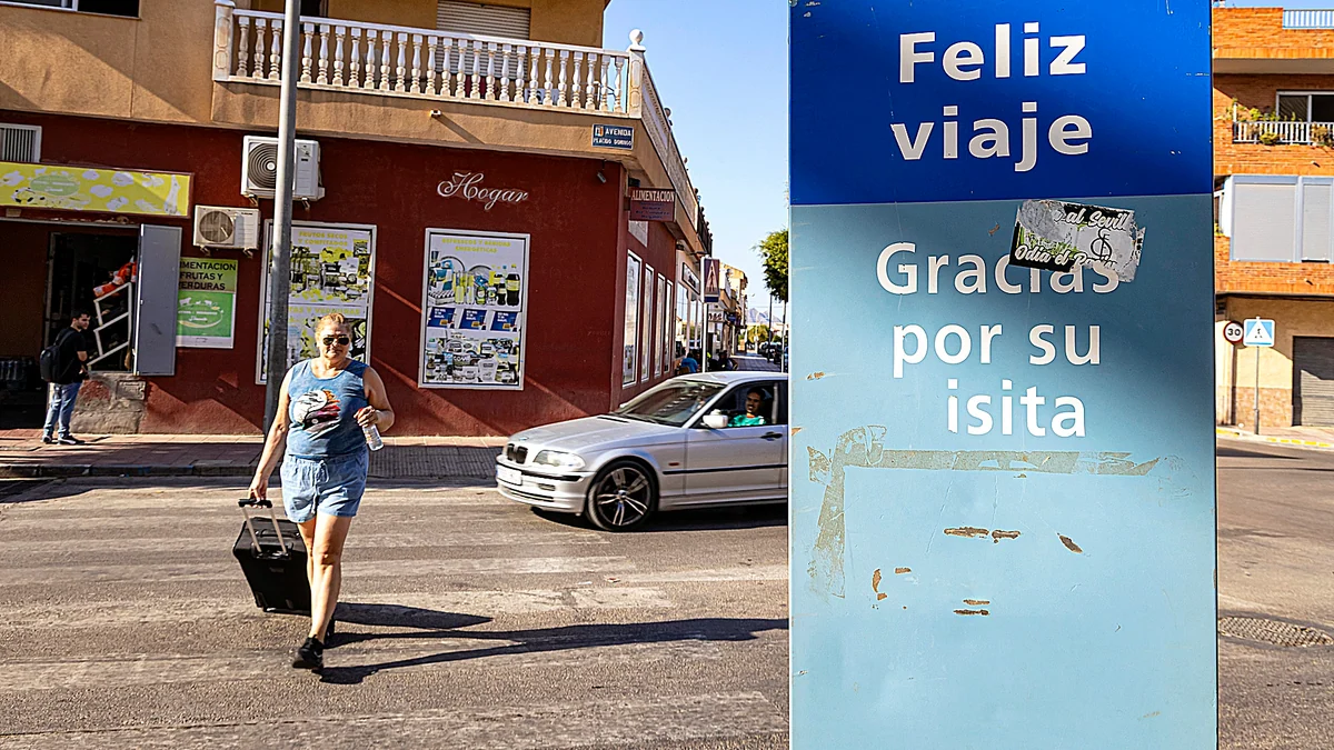 Torre Pacheco, tensión bajo la calma un año después de los disturbios: "¿Tenemos que estar con miedo en nuestro pueblo?"