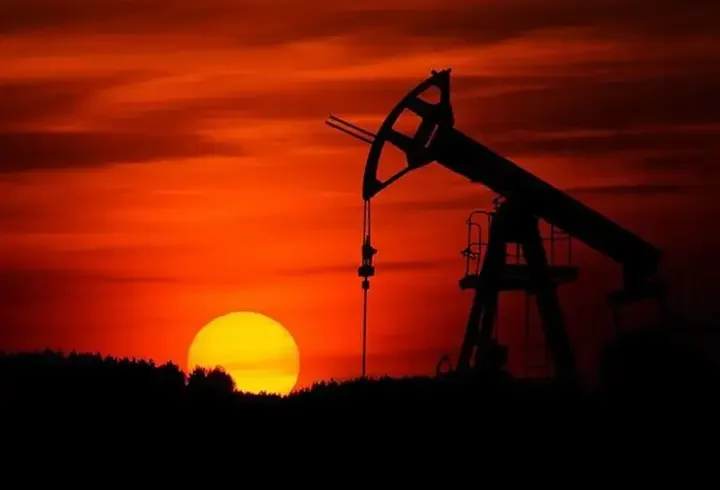 Anlaşma mesajı geldi, petrol 90 doların altına indi