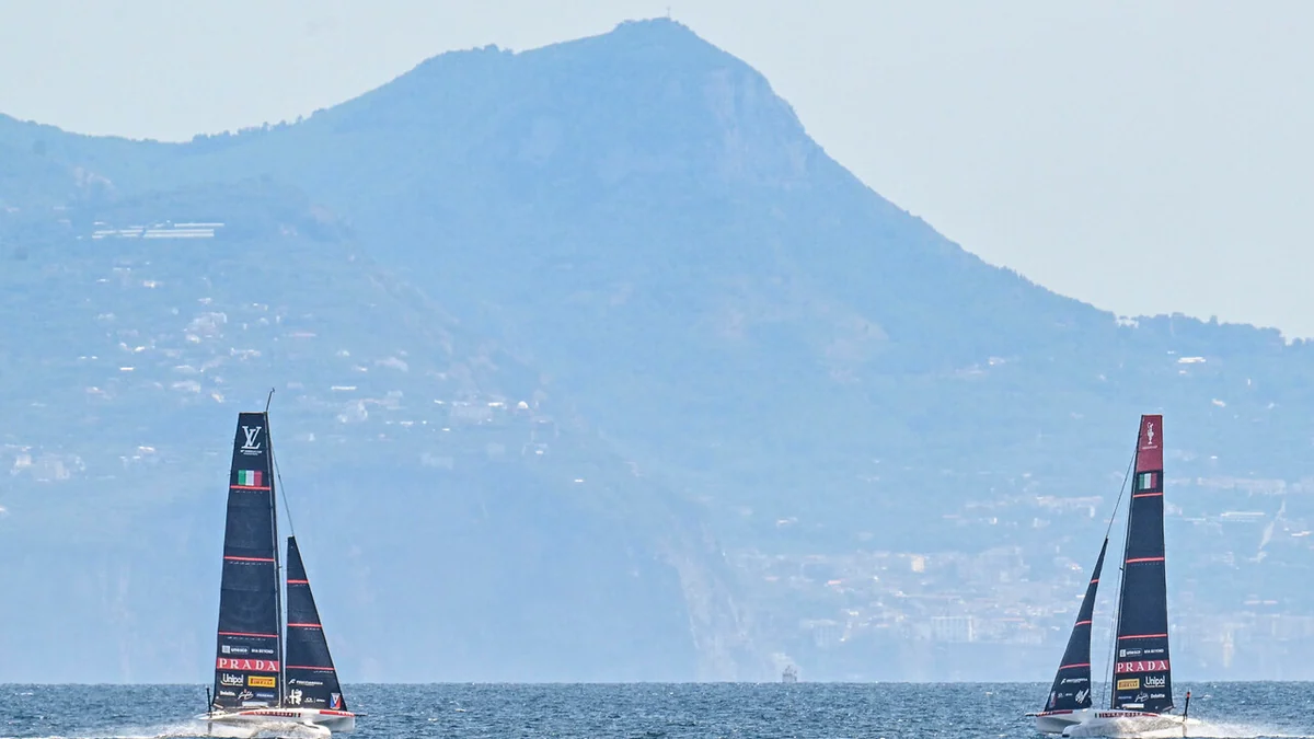 America's Cup: trofeo a bordo di Vespucci, Abodi: 'La competizione è un appuntamento storico'