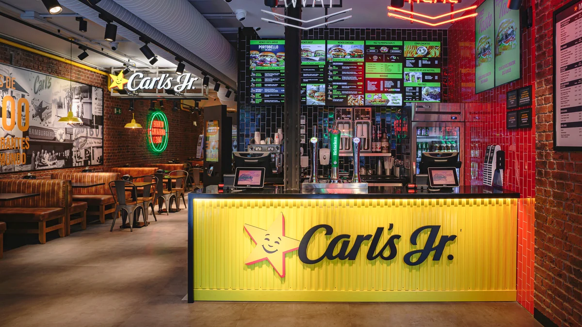 La mexicana Galería firma la compra del dueño de Carl's Jr y Tony Roma's