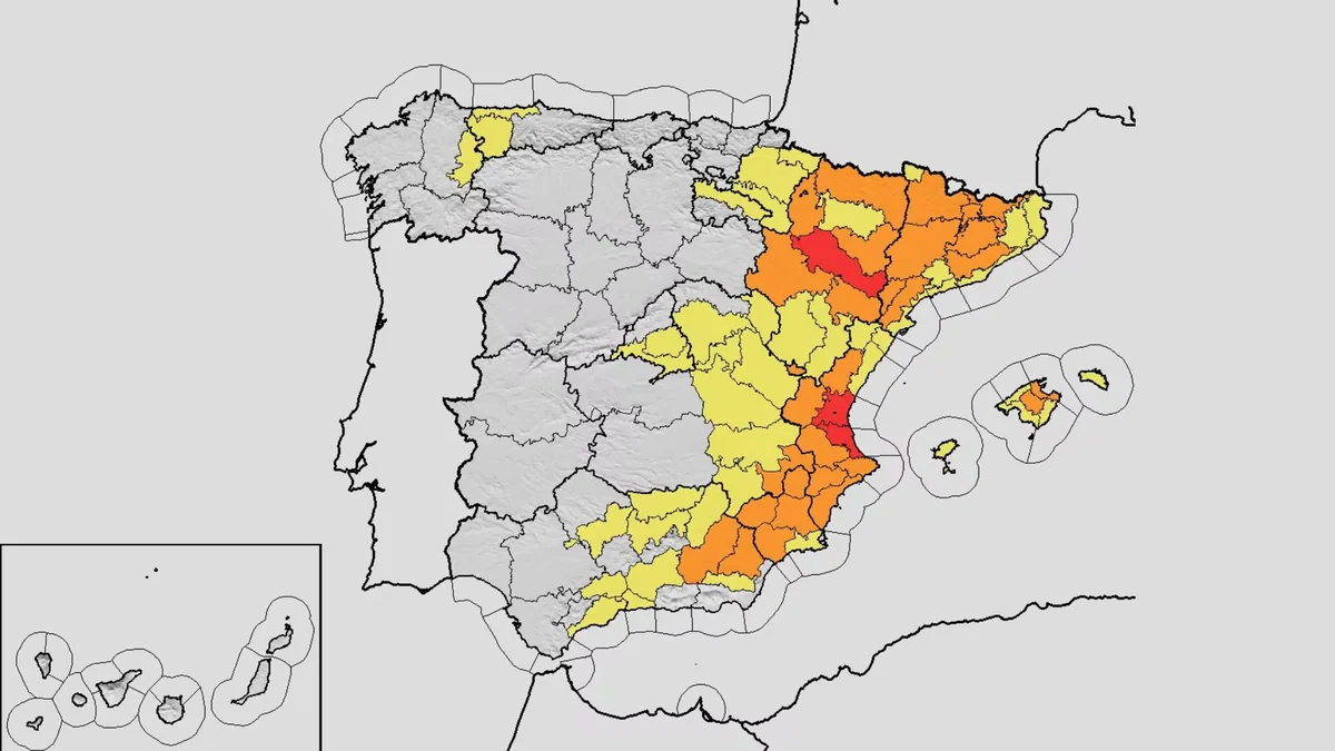 La Aemet activa el nivel rojo por calor extremo en Zaragoza y Valencia ante la previsión de máximas de 42 grados