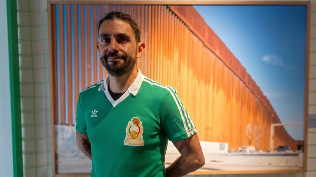 Santiago Arau rechaza que aficionados sin boleto no puedan acercarse al Estadio Ciudad de México: “El fútbol es de la gente”